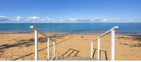 Paradise On The Peninsula - Sunshine Coast Tourism 1
