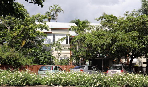 Paradise Travellers Rest - Sunshine Coast Tourism 3