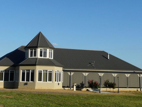 Paringa Grove Homestead - Sunshine Coast Tourism 0