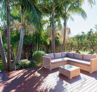 Pawprints 123 Bagnalls Beach Road - Sunshine Coast Tourism