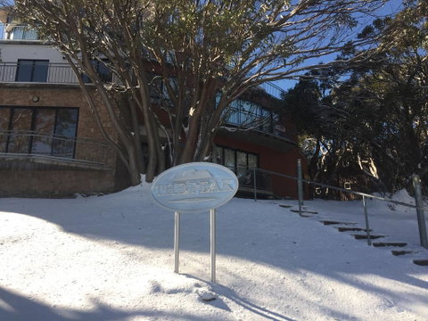 Peak 105 - Sunshine Coast Tourism 0