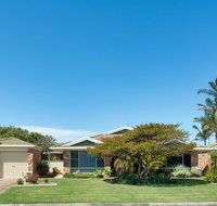 Pebbles by the beach at Fingal bay - Holiday Sunshine Coast