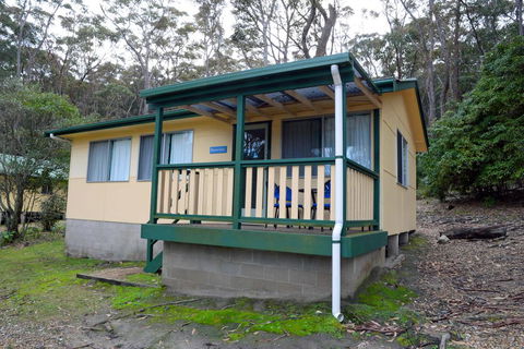 Pebbly Beach Shacks - Holiday Sunshine Coast 2