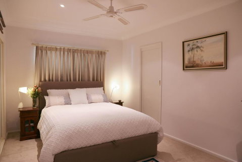 Pelican Beach House Narrawallee - Sunshine Coast Tourism 1