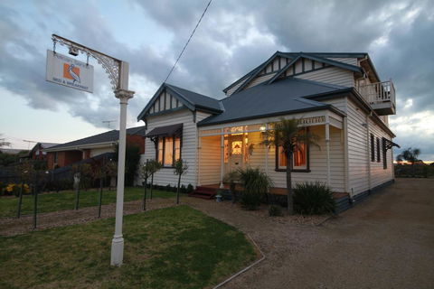 Pelican Sands Bed & Breakfast - Sunshine Coast Tourism 1