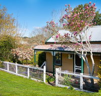 Pembroke House - Sunshine Coast Tourism