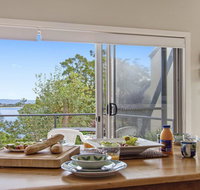 Penguins Rest - direct beach access from complex - Sunshine Coast Tourism