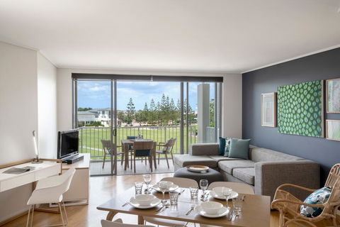Peppers Salt Resort & Spa - Holiday Sunshine Coast 2