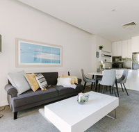 Perfect Location Spacious 2BR Apt Near Flinders Station - Holiday Sunshine Coast
