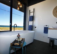 Perlubie Sea - Holiday Sunshine Coast