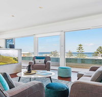 Perpendicular Penthouse - modern beachside apartment - Holiday Sunshine Coast