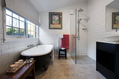 Persimmon - Sunshine Coast Tourism 3