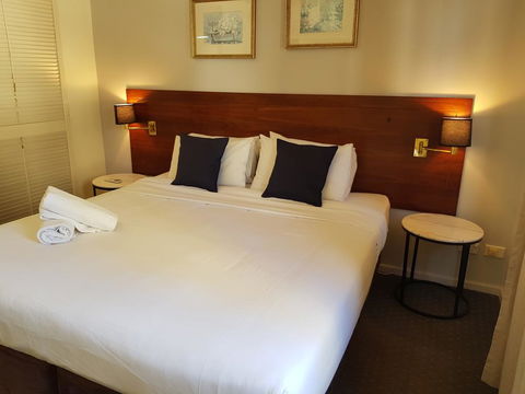 PERTH CBD APARTMENTS - Sunshine Coast Tourism 1