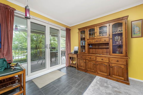 Pet Friendly Home - Pool & Parking - Tennis Court - Sunshine Coast Tourism 3