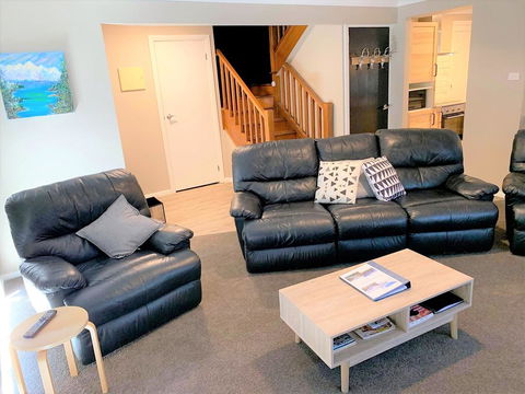 Petersdorf 2 - Jindabyne Townhouse - Sunshine Coast Tourism 0