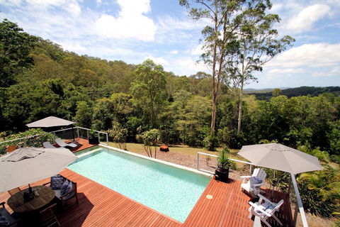 Phoenix Eumundi Bed & Breakfast - Sunshine Coast Tourism 3