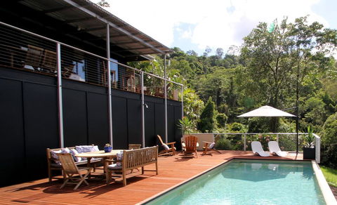 Phoenix Eumundi Bed & Breakfast - Sunshine Coast Tourism 2