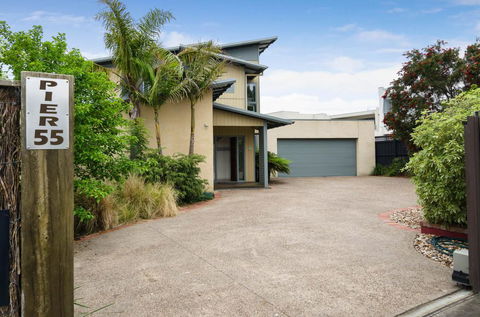 PIER 55 - DROMANA... - Sunshine Coast Tourism 2