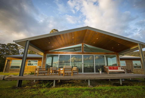 Pindara - Sunshine Coast Tourism 0