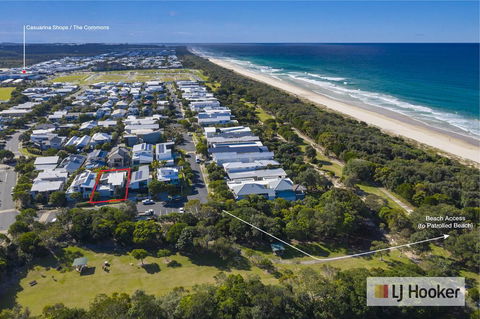 PIRIE BEACH House - Holiday Sunshine Coast 1
