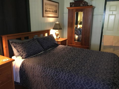 Pitstop Lodge Guesthouse B&B - Sunshine Coast Tourism 1