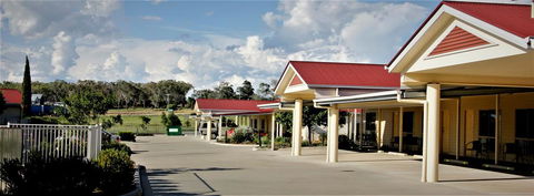 Pittsworth Motor Inn - Sunshine Coast Tourism 0