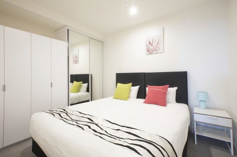 Platinum City Serviced Apartments - Holiday Sunshine Coast 0