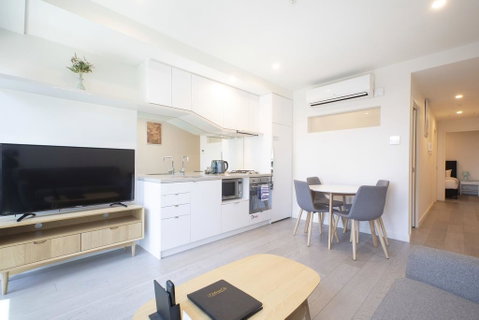 Platinum City Serviced Apartments - Holiday Sunshine Coast 1