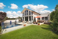Book Rothbury Accommodation Vacations Sunshine Coast Tourism Sunshine Coast Tourism