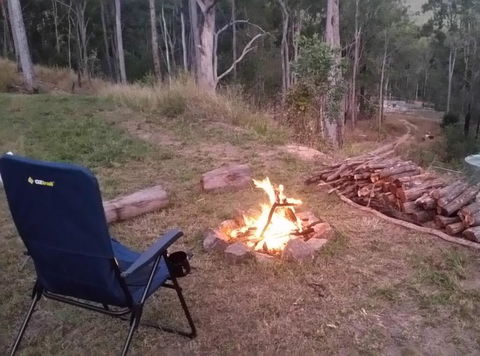 Pleasant Mountain Retreat - Sunshine Coast Tourism 1