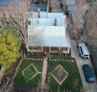 Poets Lodge  Poets Lodge - Sunshine Coast Tourism