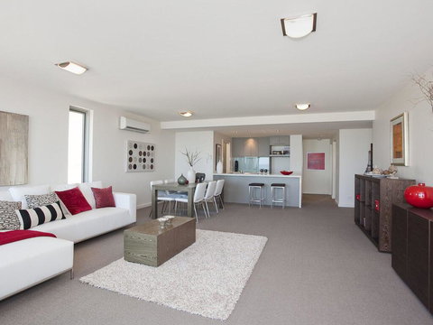 POINT GREY APARTMENT 14 - The Point - Sunshine Coast Tourism 3