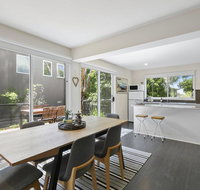 Point Roadknight Paradise Villa 6 - Sunshine Coast Tourism