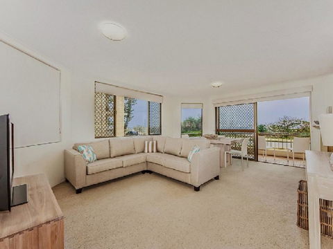 POINTVIEW LODGE, UNIT 2 - Sunshine Coast Tourism 2