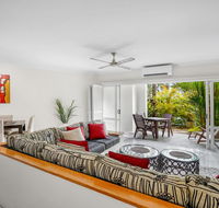 Poolside Apt in Alamanda Beachfront Resort 52