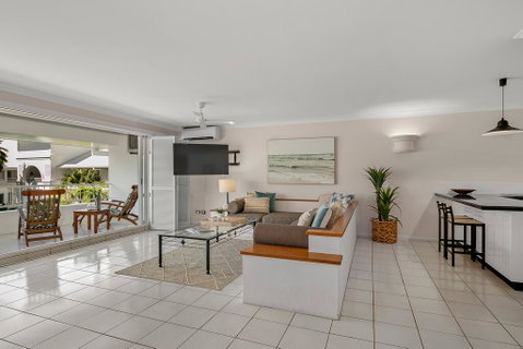 Poolside Apt In Alamanda Beachfront Resort (88) - Sunshine Coast Tourism 3
