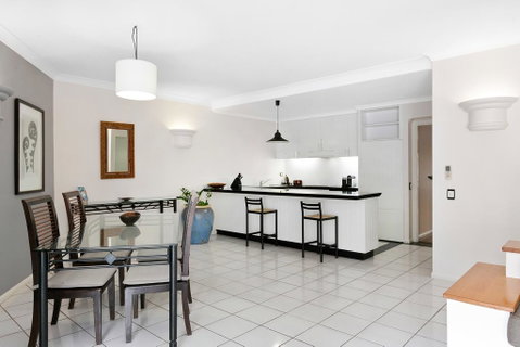 Poolside Apt In Alamanda Beachfront Resort 74 - Sunshine Coast Tourism 3