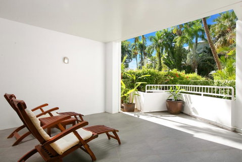 Poolside Apt. In Alamanda Beachfront Resort (62) - Sunshine Coast Tourism 2