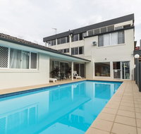 Port Aloha Motel - Sunshine Coast Tourism