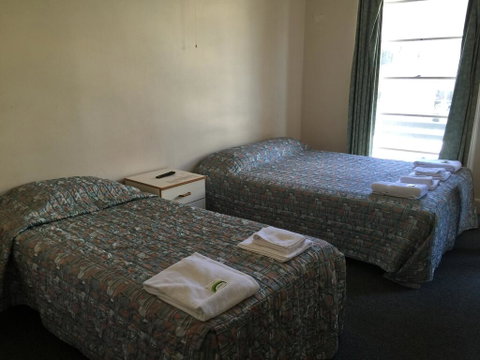 Port Macquarie Hotel - Sunshine Coast Tourism 1