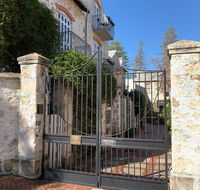 Port Mill Bed  Breakfast - Holiday Sunshine Coast