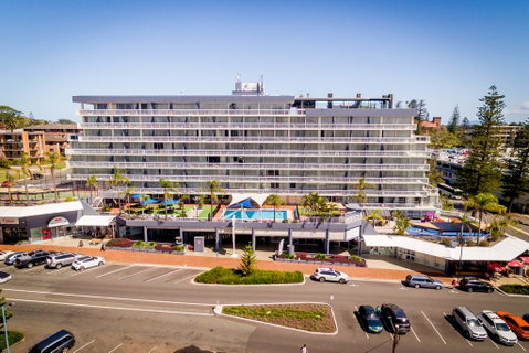 Port Pacific Resort - Sunshine Coast Tourism 2