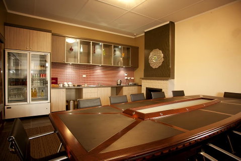 Prince Of Wales Hotel, Bunbury - Sunshine Coast Tourism 1