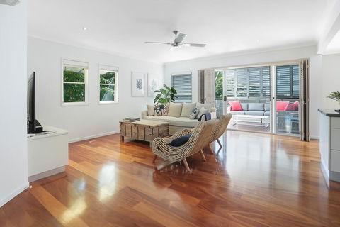 Privacy By The River, Noosaville - Sunshine Coast Tourism 1