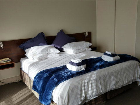 Private Apartments At The Sanctuary Resort - Sunshine Coast Tourism 1