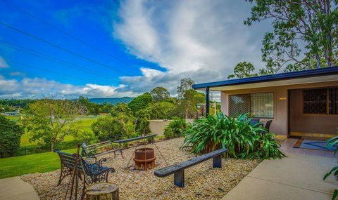 Private Gold Coast Home Cottage - Sunshine Coast Tourism 0