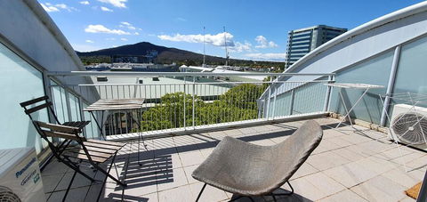 Private Modern Room - Plaza Building- In City Centre! - Sunshine Coast Tourism 1