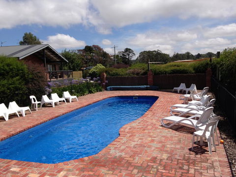 Prom Coast Holiday Lodge - Sunshine Coast Tourism 3
