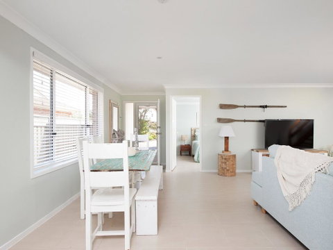 Purely Whitesands On The Bay @ Fingal Bay - Sunshine Coast Tourism 1
