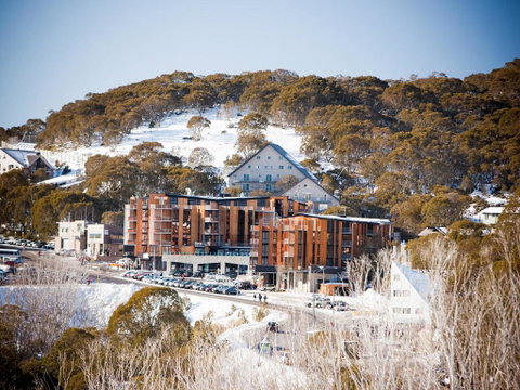 QT Falls Creek - Sunshine Coast Tourism 0